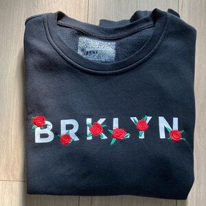 Unique oversized Brooklyn Sweatshirt with Red Rose Embroidery, size L